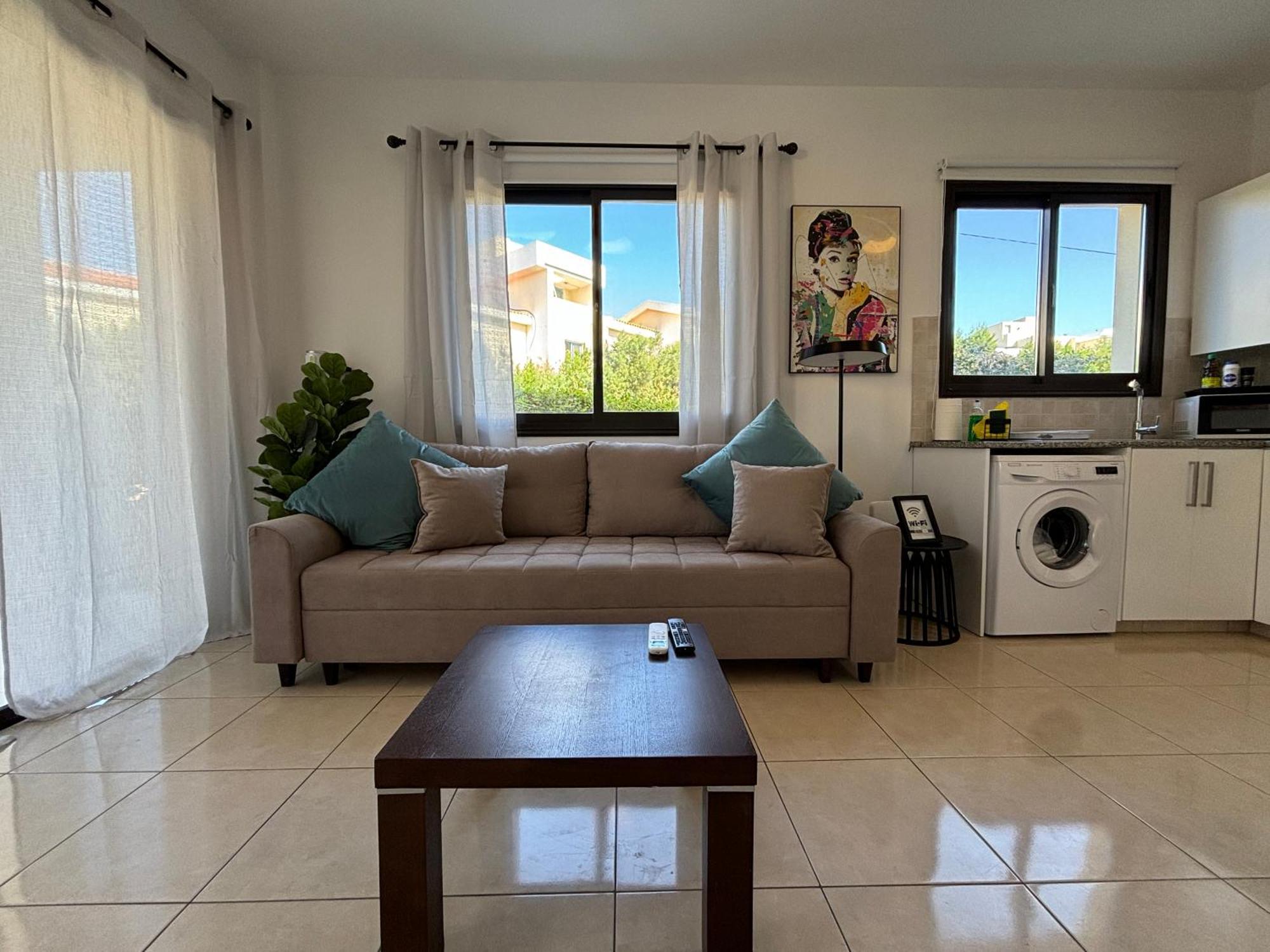 Faros Seabreeze 1b, Pool, Seaside, Apartament