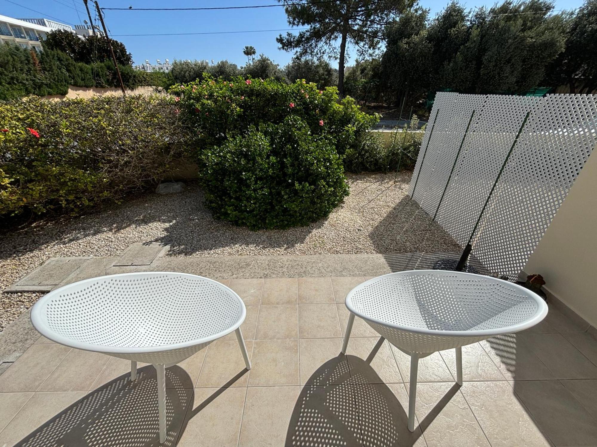 Faros Seabreeze 1b, Pool, Seaside, Apartament Pafos